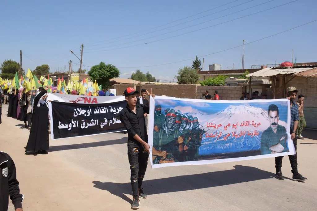 Li Til Koçerê bi sedan banga azadiya fîzîkî ya rêber Abdullah Ocalan kir