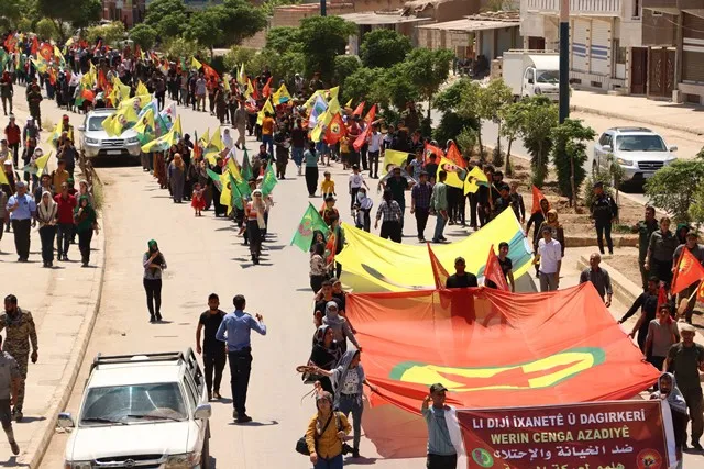 Meşa dirêj a ciwanan ji Qamişloyê dest pê kir
