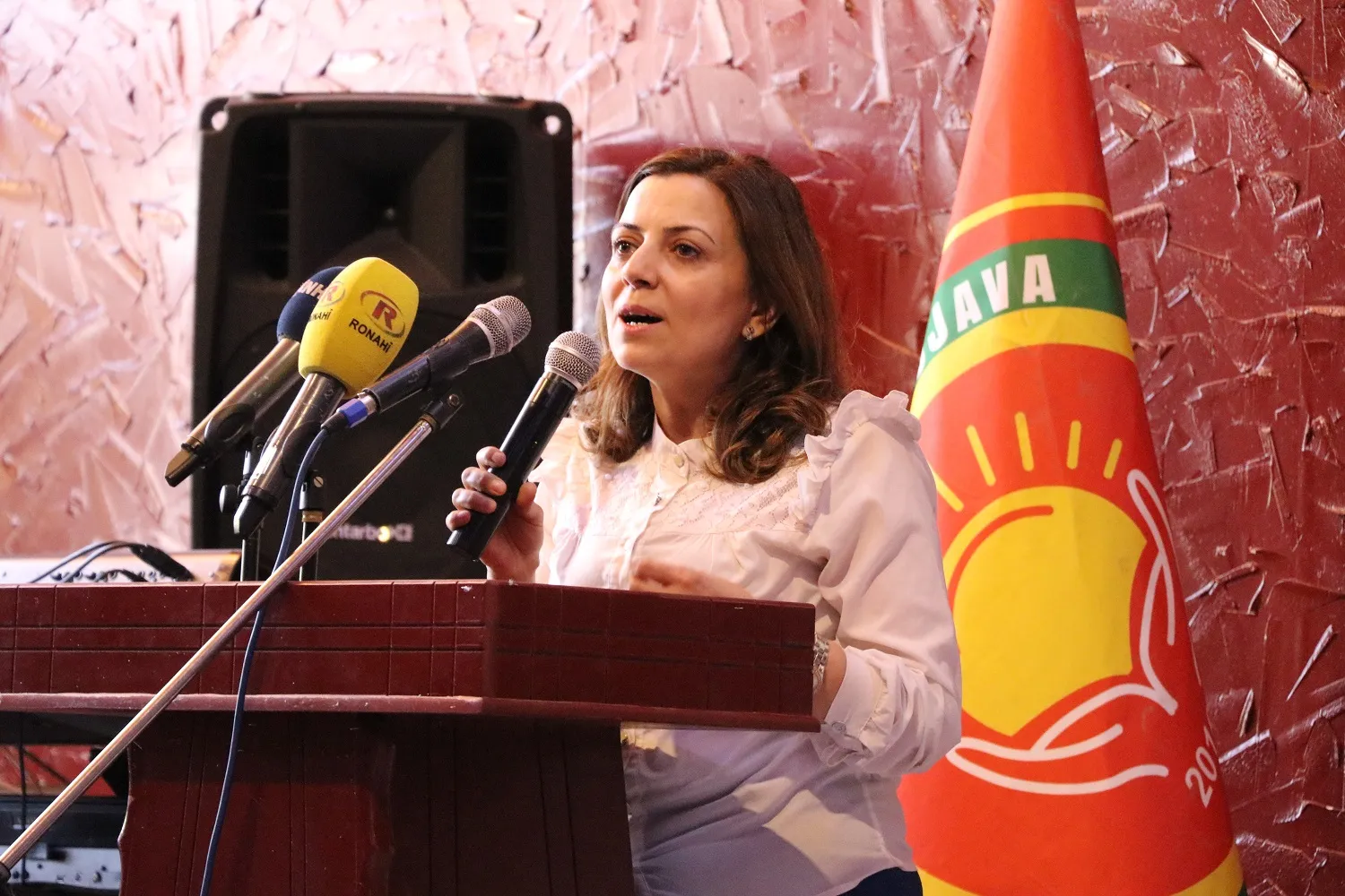 73 xwendekarên din ji Zanîngeha Rojava derçûn