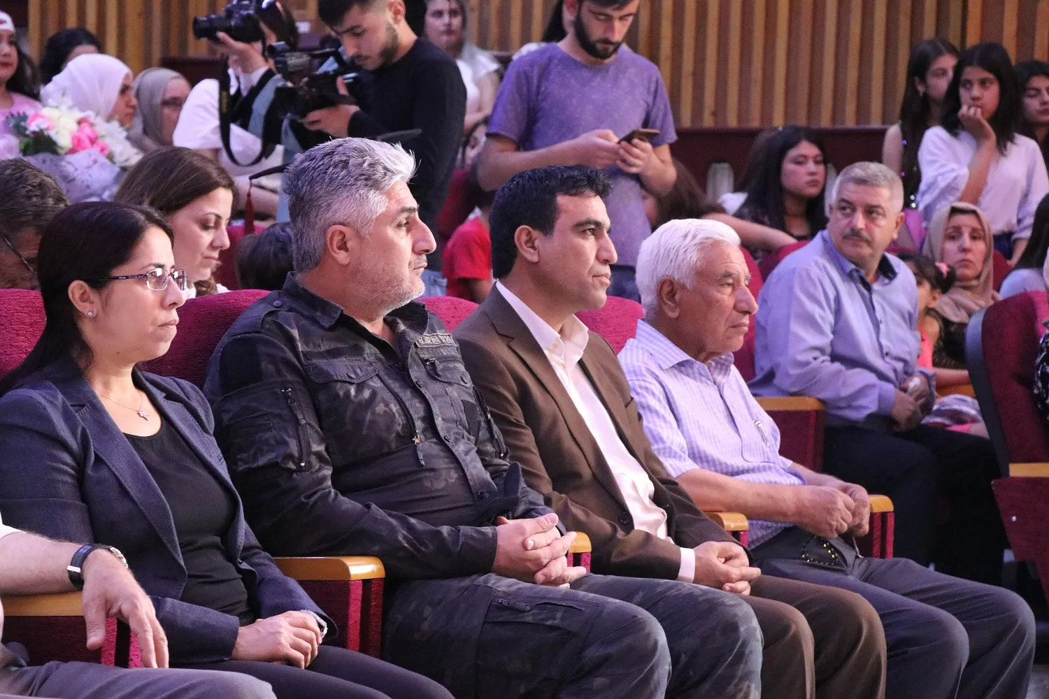 73 xwendekarên din ji Zanîngeha Rojava derçûn