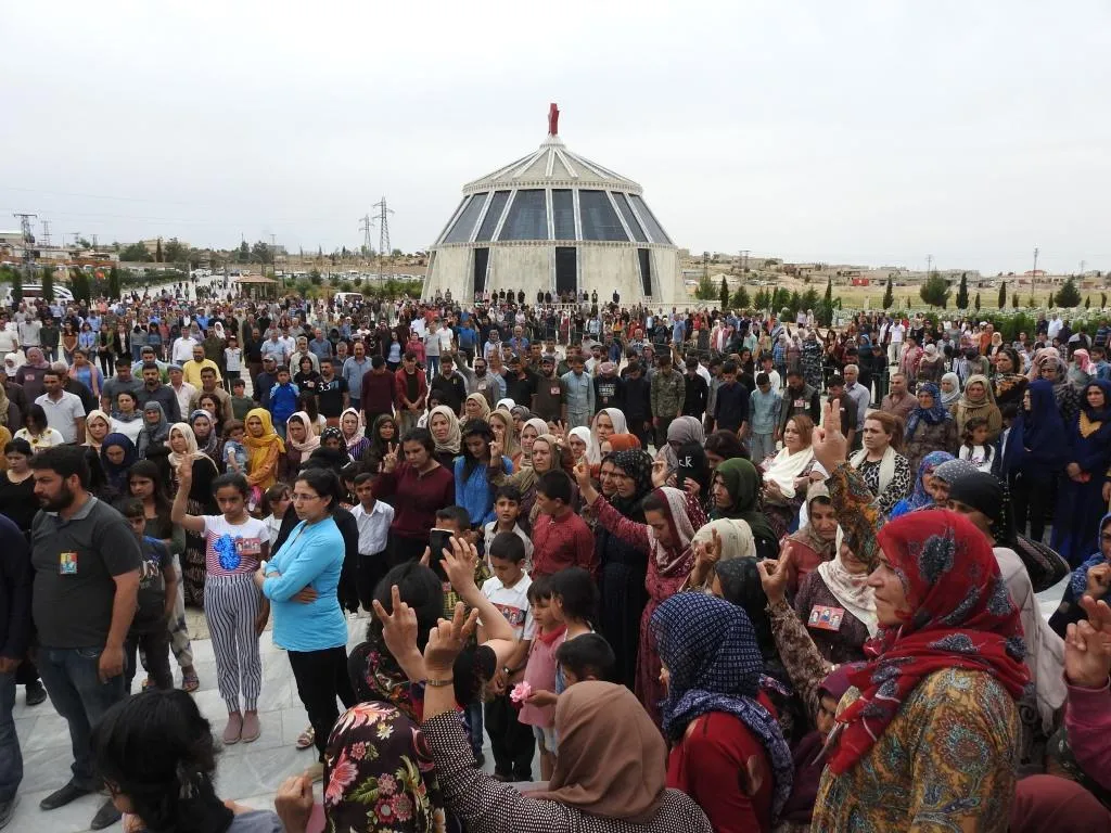 Li Kobanê merasîmê 4 şehîdan