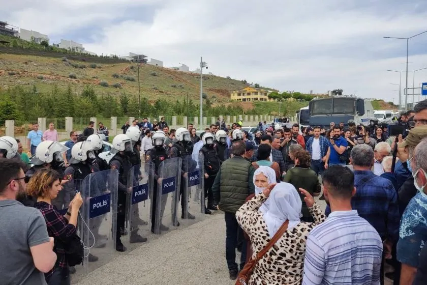 Polîsan cenazeyê Aysel Doganê revand