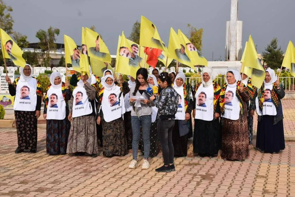 Dayikên şehîd û gerîlayan: Êrişên dewleta Tirk û PDK'ê ne exlaqî ne