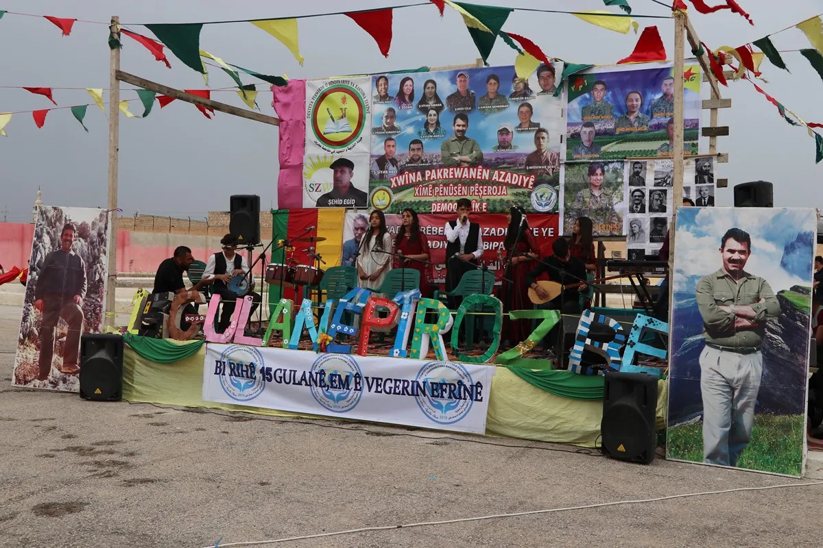 ​​​​​​​Şêniyên Efrînê Cejna Zimanê Kurdî pîroz kir