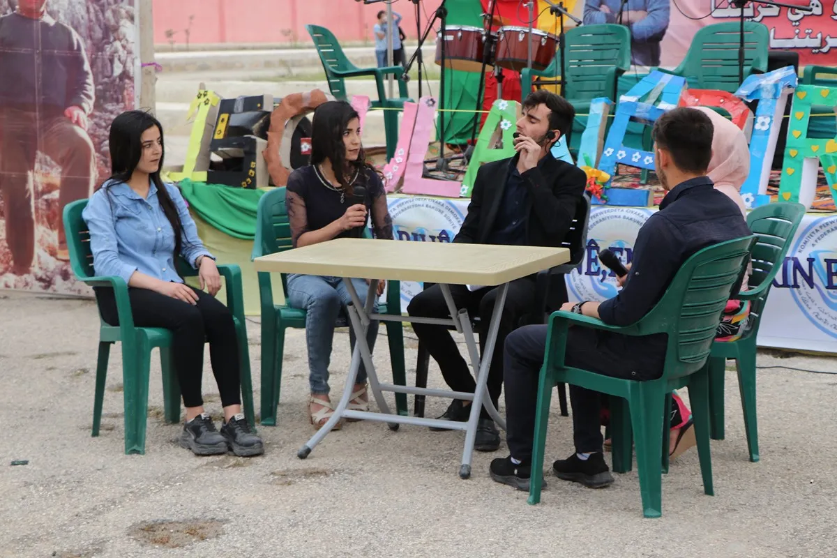 ​​​​​​​Şêniyên Efrînê Cejna Zimanê Kurdî pîroz kir