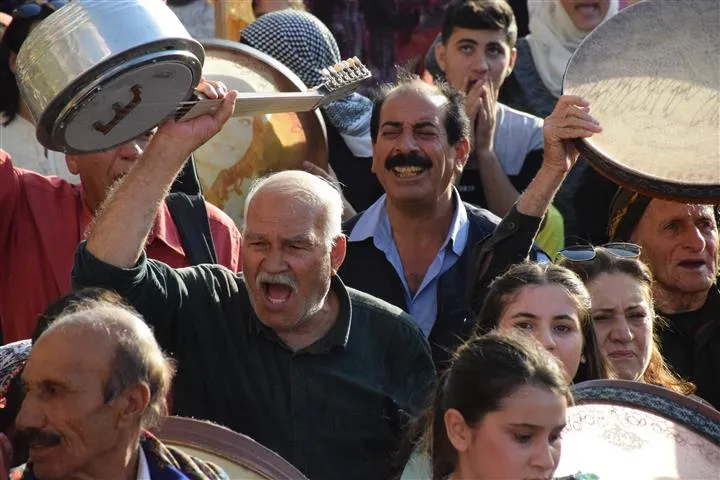 Li Hesekê meşa ji bo piştgiriya berxwedana gerîla
