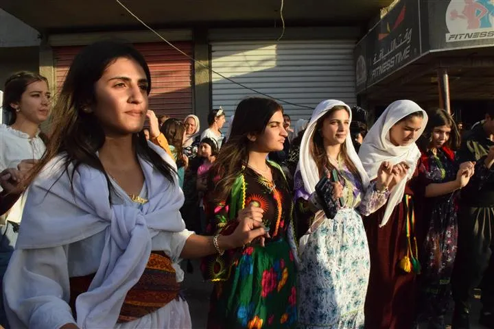 Li Hesekê meşa ji bo piştgiriya berxwedana gerîla