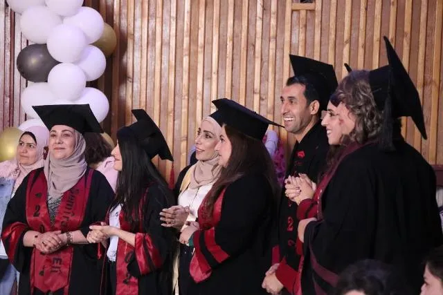 Sal bi sal hejmara xwendekaran û asta xwendinê li Zanîngeha Rojava çêtir dibe