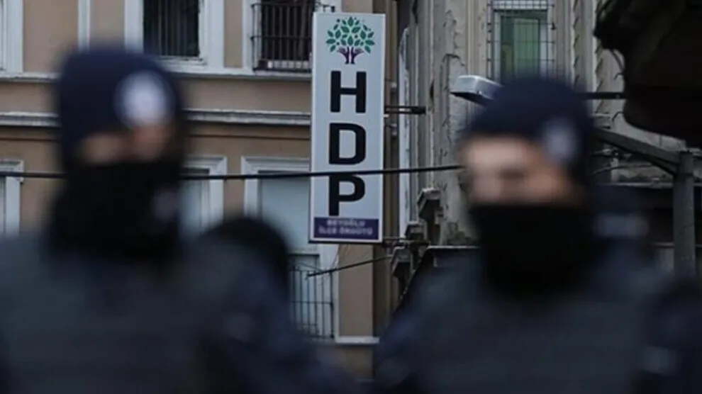 ​​​​​​​Li Stenbolê gelek endamên HDP’ê hatin destgîrkirin