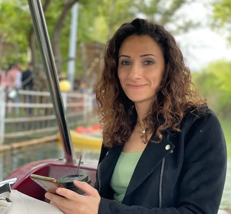 Rojnamevana lubnanî: Divê çapemenî rola jinên Bakur û Rojhilatê ‎Sûriyê pêşçav bike ‎