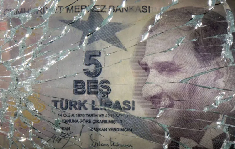 Daketina nirxê lîreyê Tirkiyê dewam dike