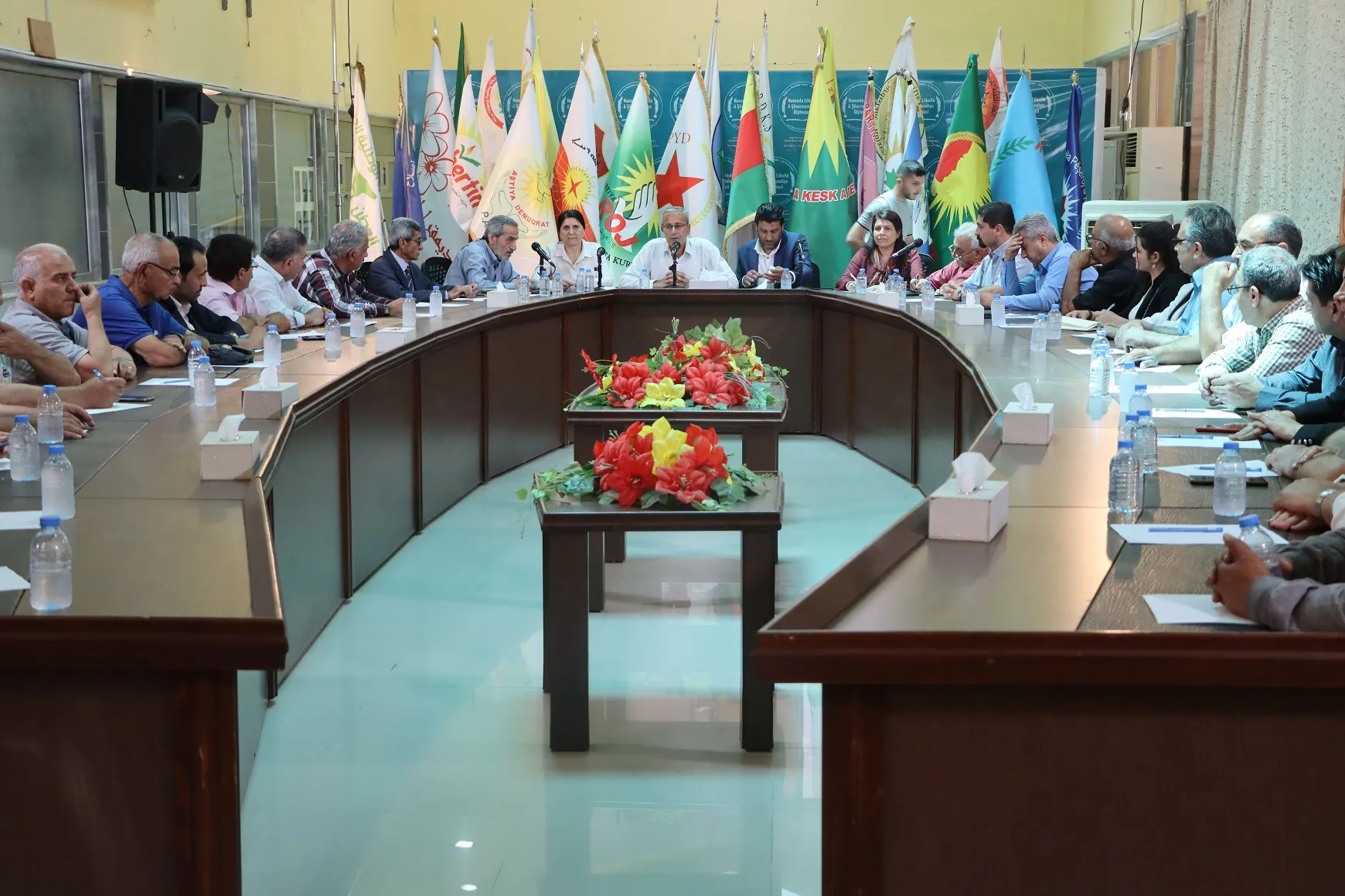 31 partiyên siyasî êrişên qirkirinê şermezar kirin