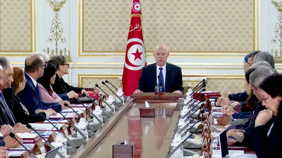 ​​​​​​​Yekemîn rûniştina diyaloga nîştimanî ya Tûnis dest pê kir