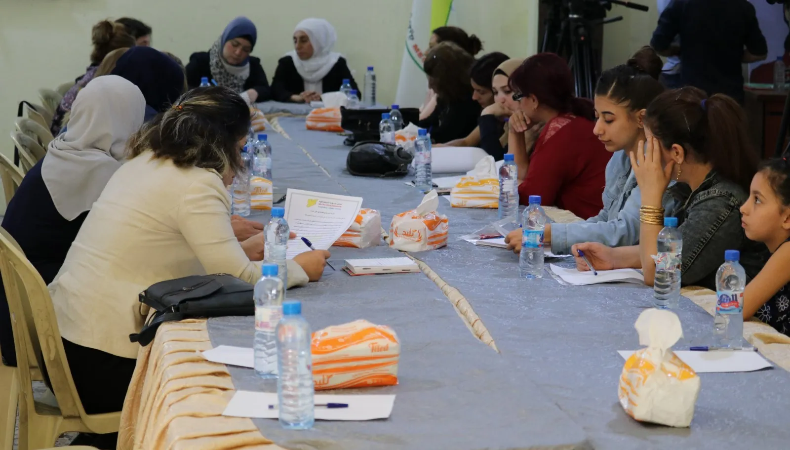 Li Helebê werşeyek xebatê bi navnîşan “Aloziya Sûriyê û bandorên wê li ser jinan”