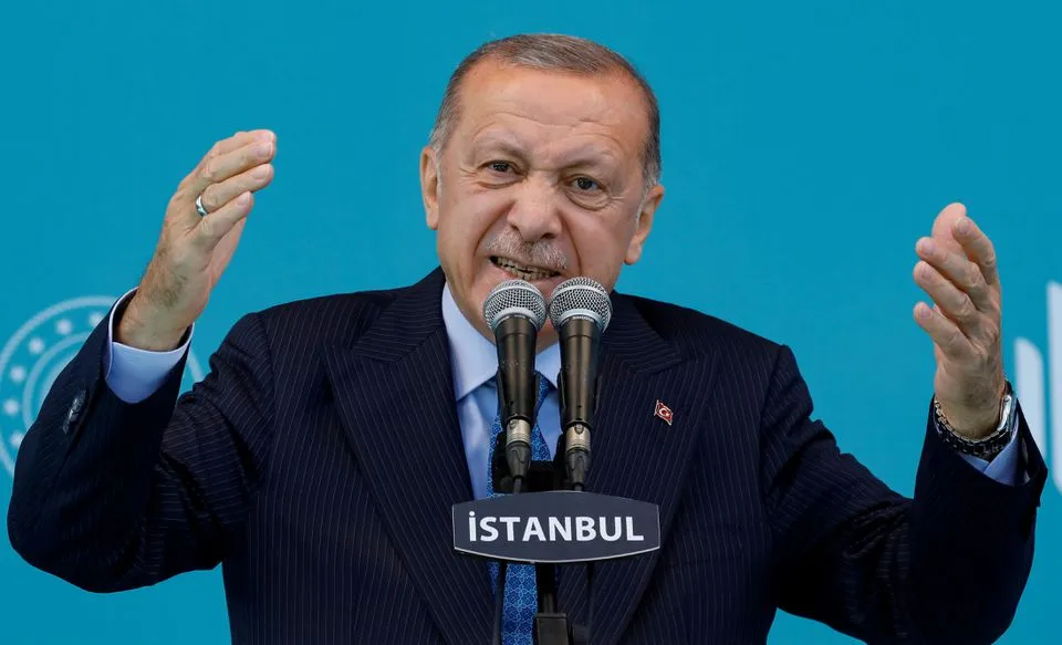 Erdogan ji bo pêkanîna planên xwe yên siyaseta derve aboriya welat dike qurbanî