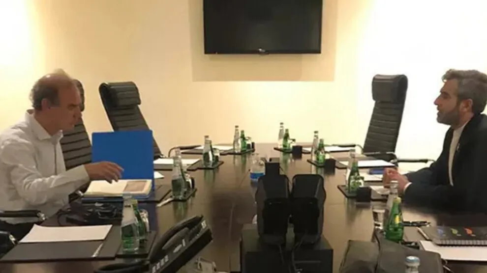 Li Dohayê DYA û Îranê li hev civiyan