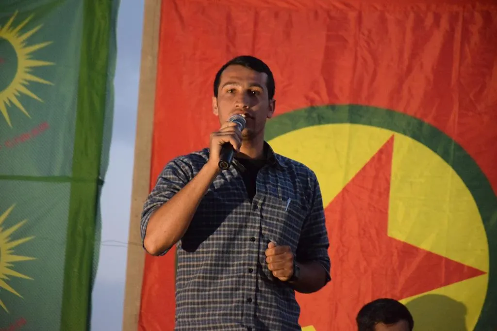 Meşa dirêj gihaşt Dêrikê