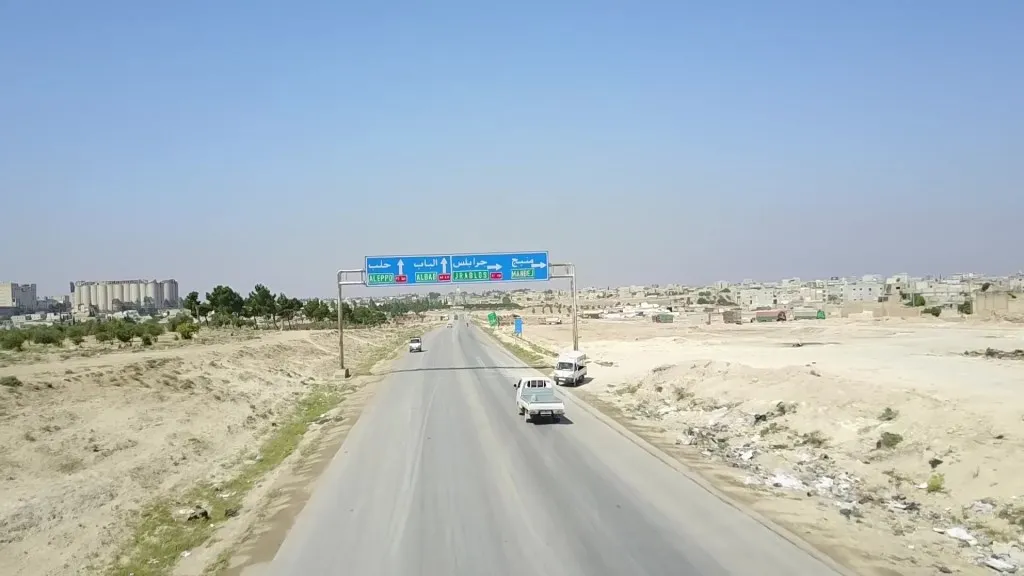 Bajarê Xwedawend Atargatîs bi yekdestî xeta berxwedanê hilbijartiye