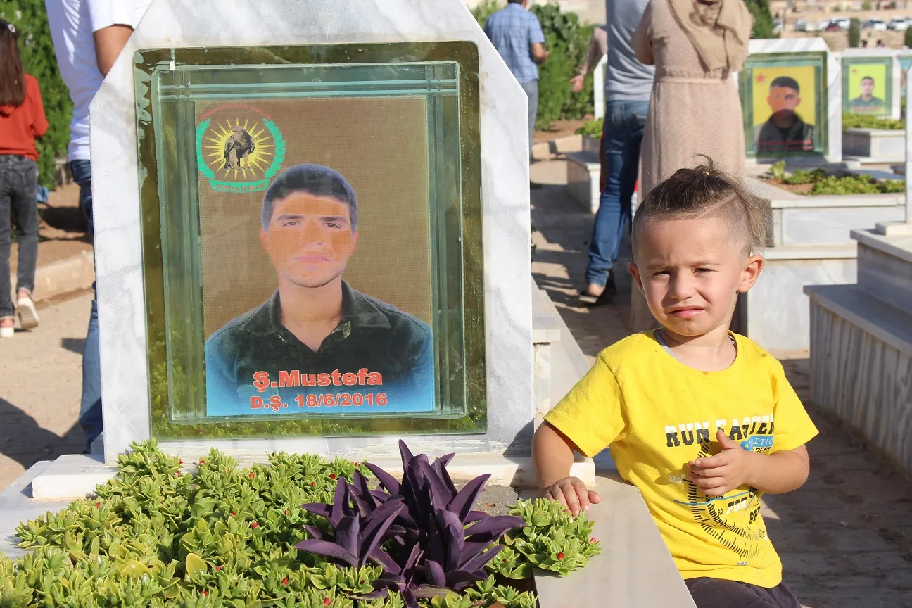 Şêniyên Bakur û Rojhilatê Sûriyê cejna xwe bi zarokên xwe yên şehîd re dest pê kirin