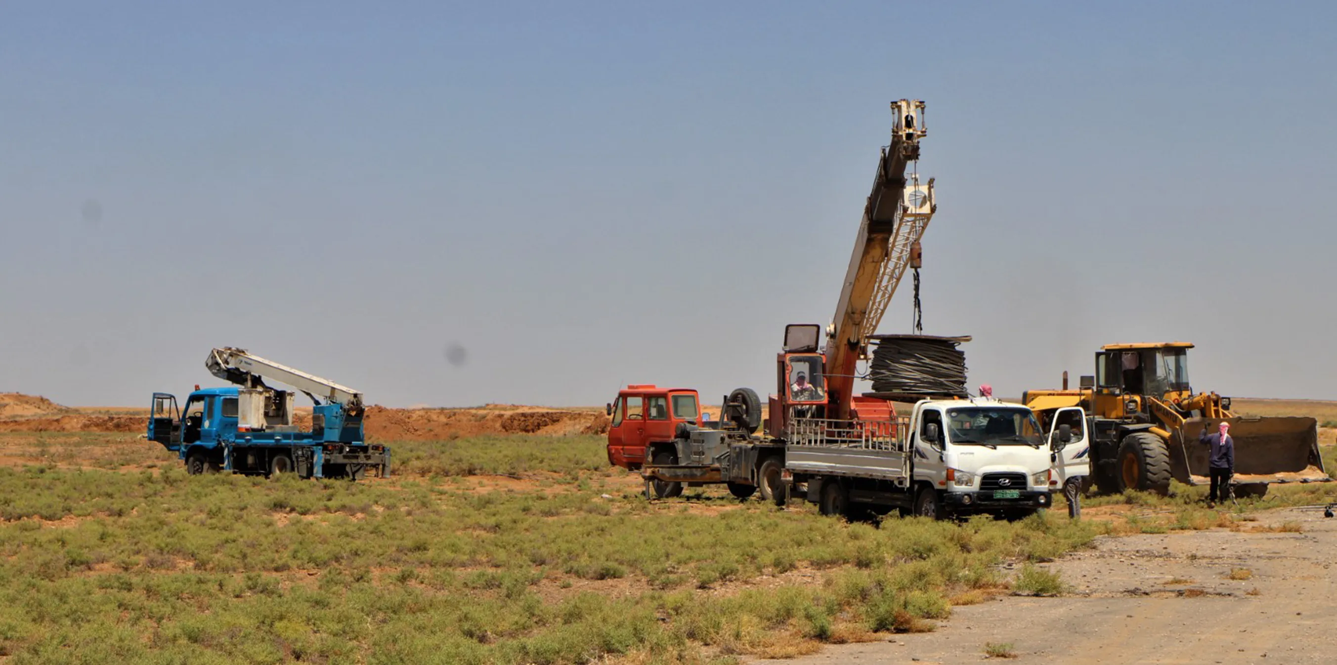Ruxmî topbaranê jî tîma sererastkirinê xetên kehrebeyê yên Til Temirê çêdike