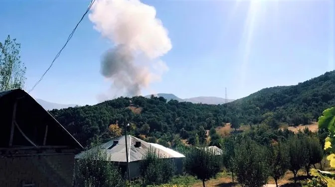  Artêşa Tirk careke din gundê Perex ê Dihokê topbaran kir