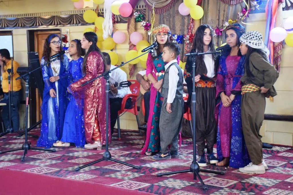 Mîhrîcana Zarokan li Reqayê dest pê kir
