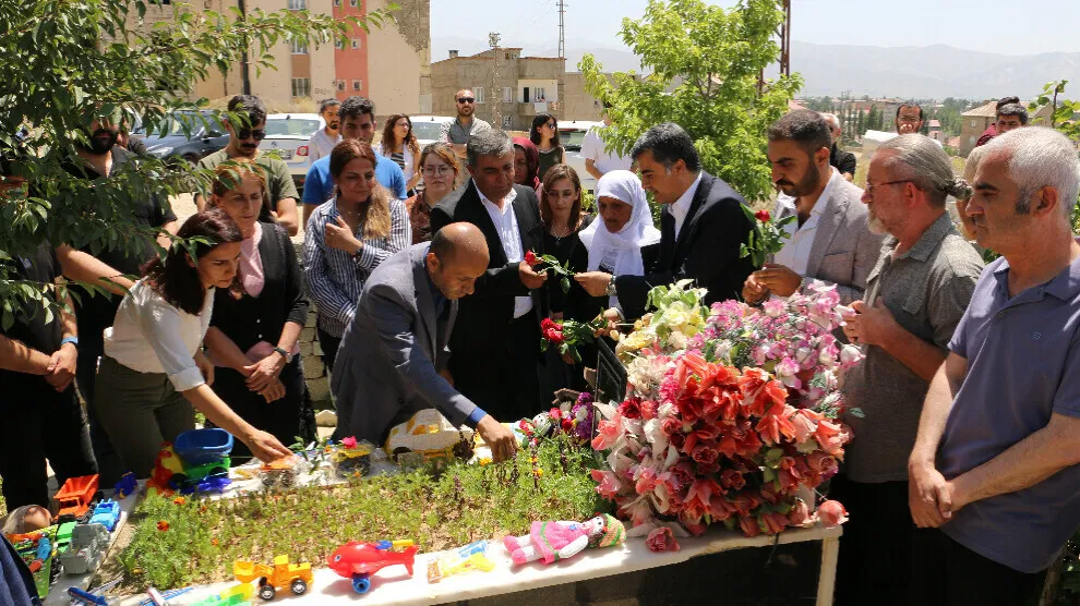 Li Amed, Wan, Colemêrg, Şirnex û Stenbolê şehîdên Qetlîama Pirsûsê hatin bîranîn