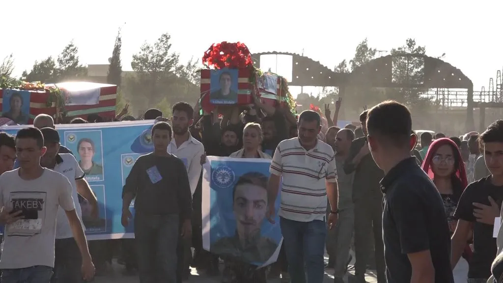 ​​​​​​​Şêniyên Kobanê 4 şehîdan oxir kirin