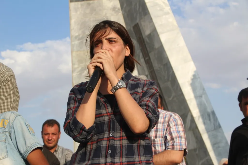 Li Kobanê û Minbicê 4 şehîd hatin oxirkirin
