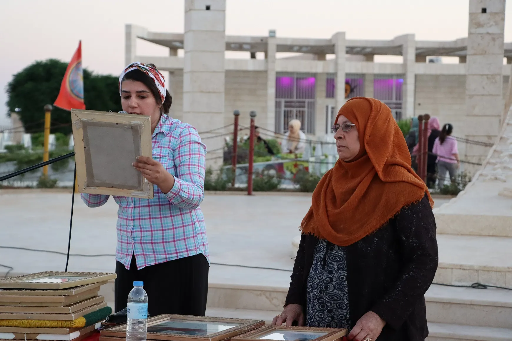 ​​​​​​​Li Amûdê û Qamişlo şehîdên meha Tîrmehê hatin bibîranîn