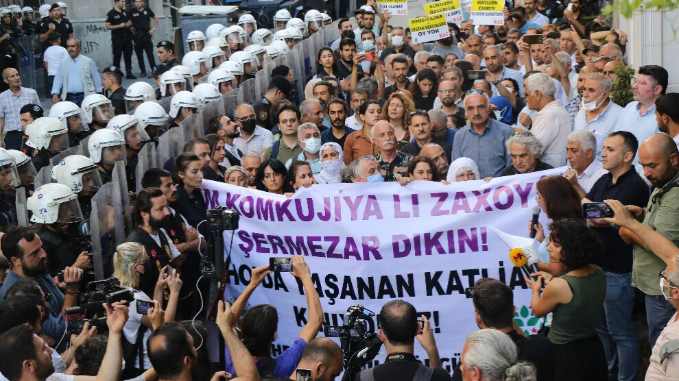 Komkujiya Zaxo li Stenbolê hat şermezarkirin