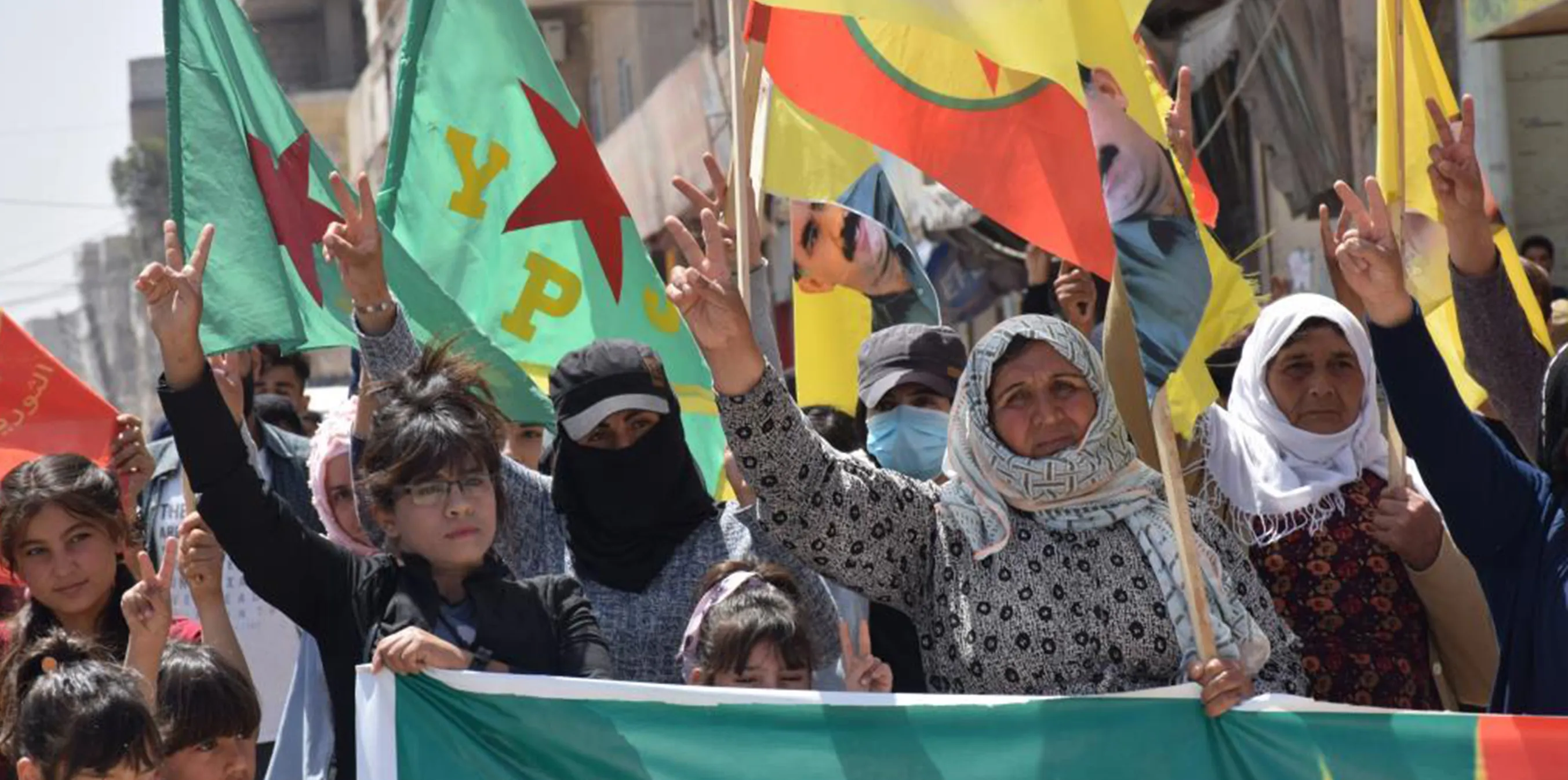 Şênî: Ji bo em mîna berê rastî înkarkirinê neyên, divê em axa xwe biparêzin
