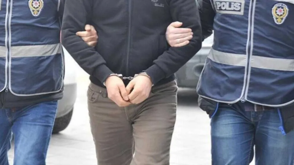Polîsên Tirk li 3 bajarên Bakur 20 kes destgîr kirin – NÛ BÛ