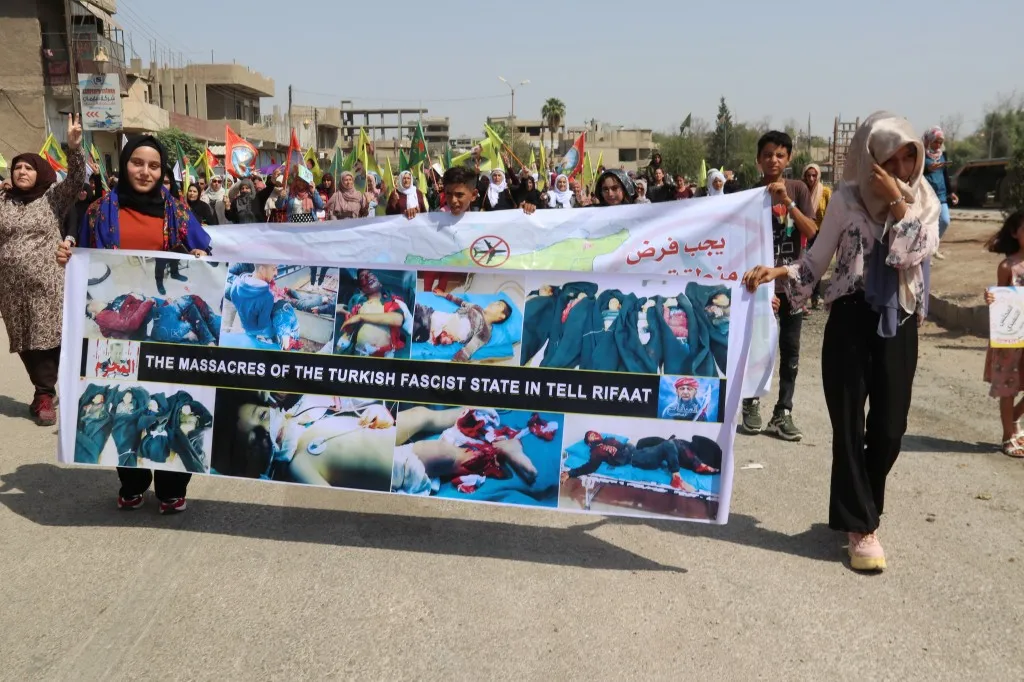 Pêkhateyên Dêrikê li dijî êrişên dagirkeriya Tirk banga yekitiyê kir