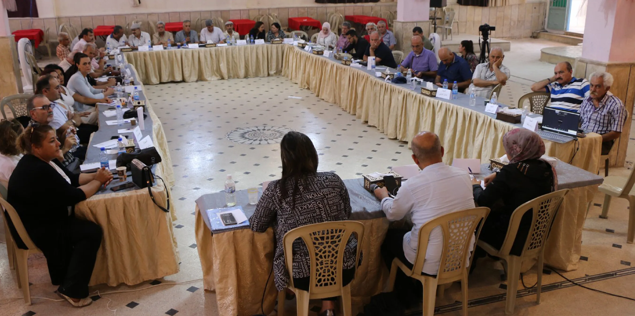 ​​​​​​​Şêwira li Helebê: Nenavendîbûn çareseriyeke aloziya Sûriyê ye