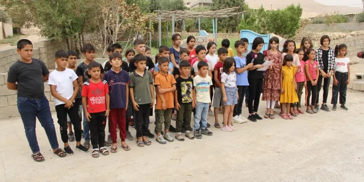 Zarokên Mexmûrê bertek nîşanî qetilkirina zarokên Hesekê da