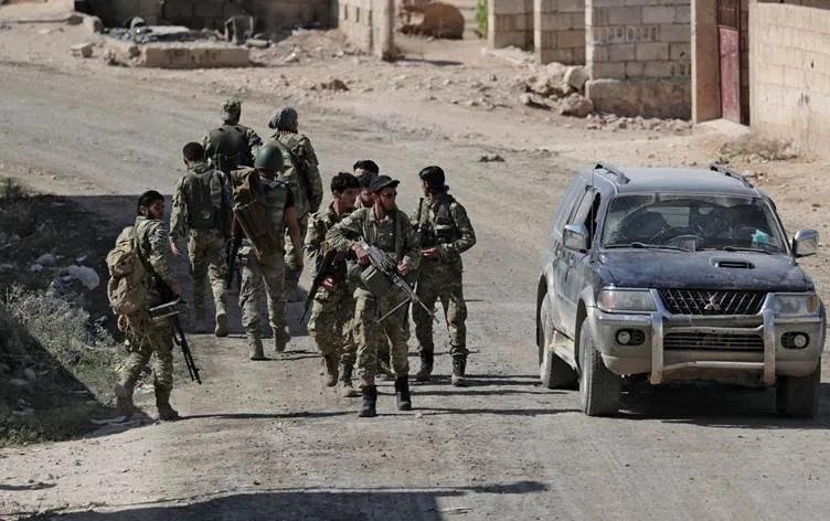 ​​​​​​​Çeteyên dewleta Tirk revandina welatiyan li Efrînê didimînin