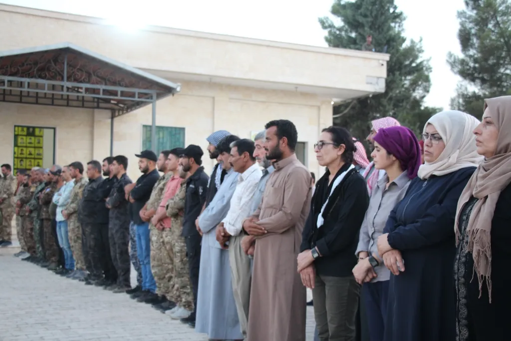 ​​​​​​​Şêniyên Minbicê şehîdên meha Tebaxê bi bîr anîn
