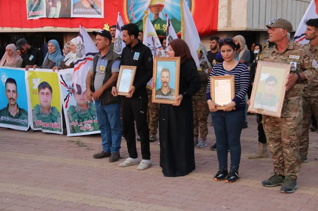 Şêniyên Dêrikê cenazeyên 2 şehîdan oxir kirin