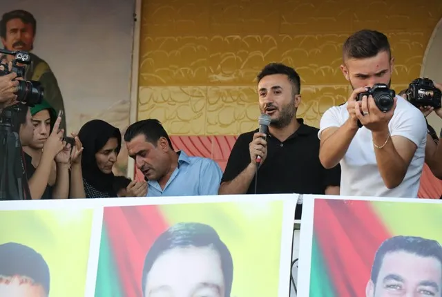 Şêniyên Qamişlo û Amûdê cenazeyên şehîdên êrişa li taxa Sînaa oxir kirin