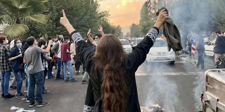'Heta niha li Rojhilatê Kurdistanê û Îranê 50 xwepêşandêr hatine kuştin'