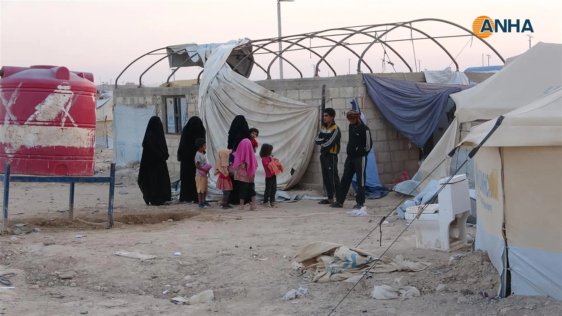 Pêngava Mirovî û Ewlehiyê li beşa 6'an a Kampa Holê dest pê kir