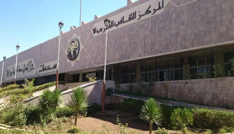Li Siwêdayê li nêzî avahiya civîna şandeya hikumetê û rûspiyan teqînek pêk hat