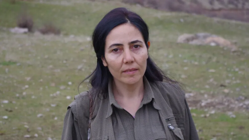 Ronahî Serhat: Helwesta civakî ya bi pêşeniya jinê daxwaza guhertina rejîma Îranê dike