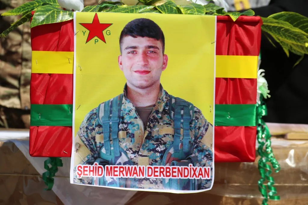 Şehîd Merwan Derbendîxan ber bi Silêmaniyê ve hate oxirkirin