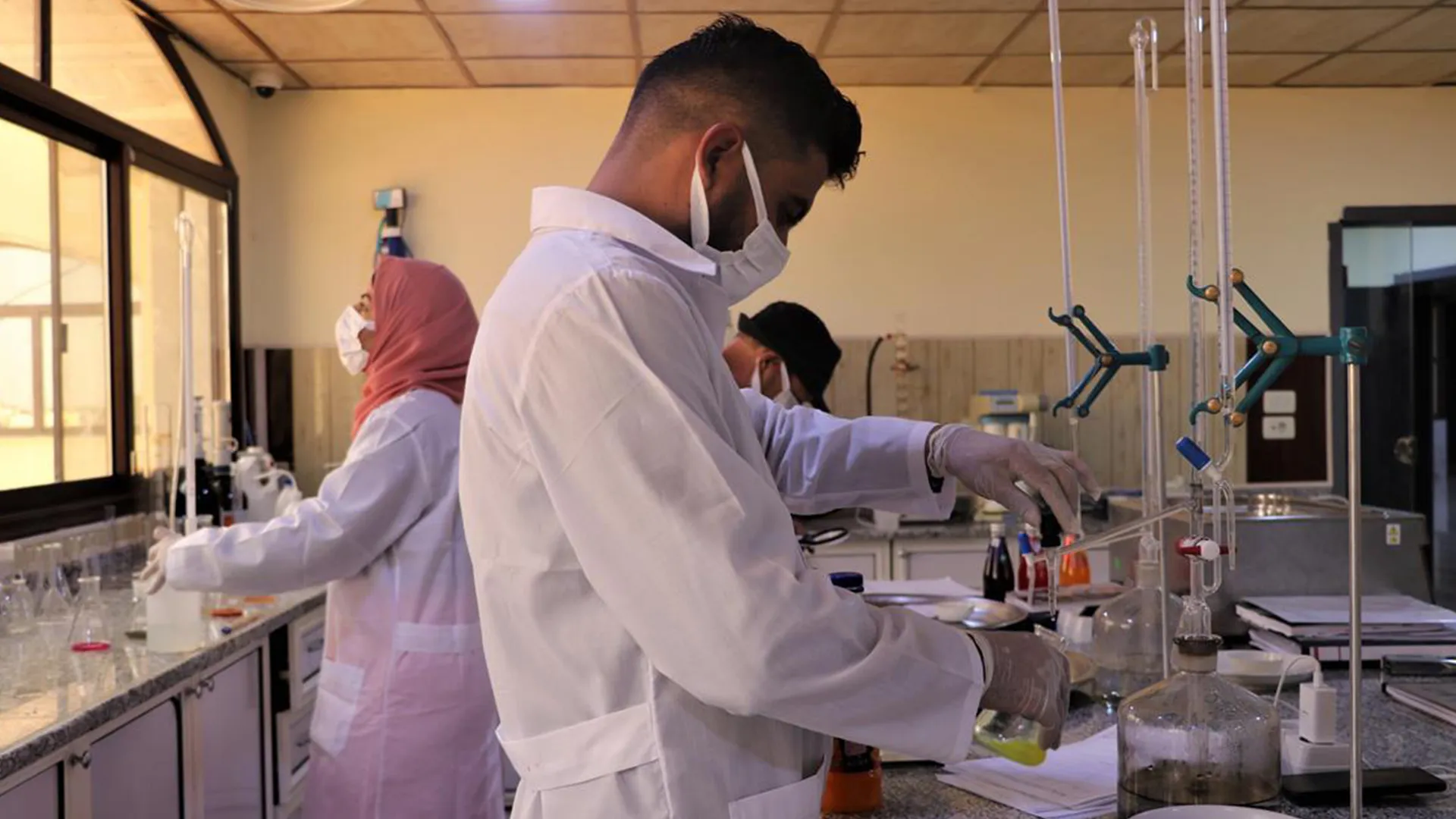 Li Bakur û Rojhilatê  Sûriyê yekemîn laboratûwara analîzkirina xwarin û avê