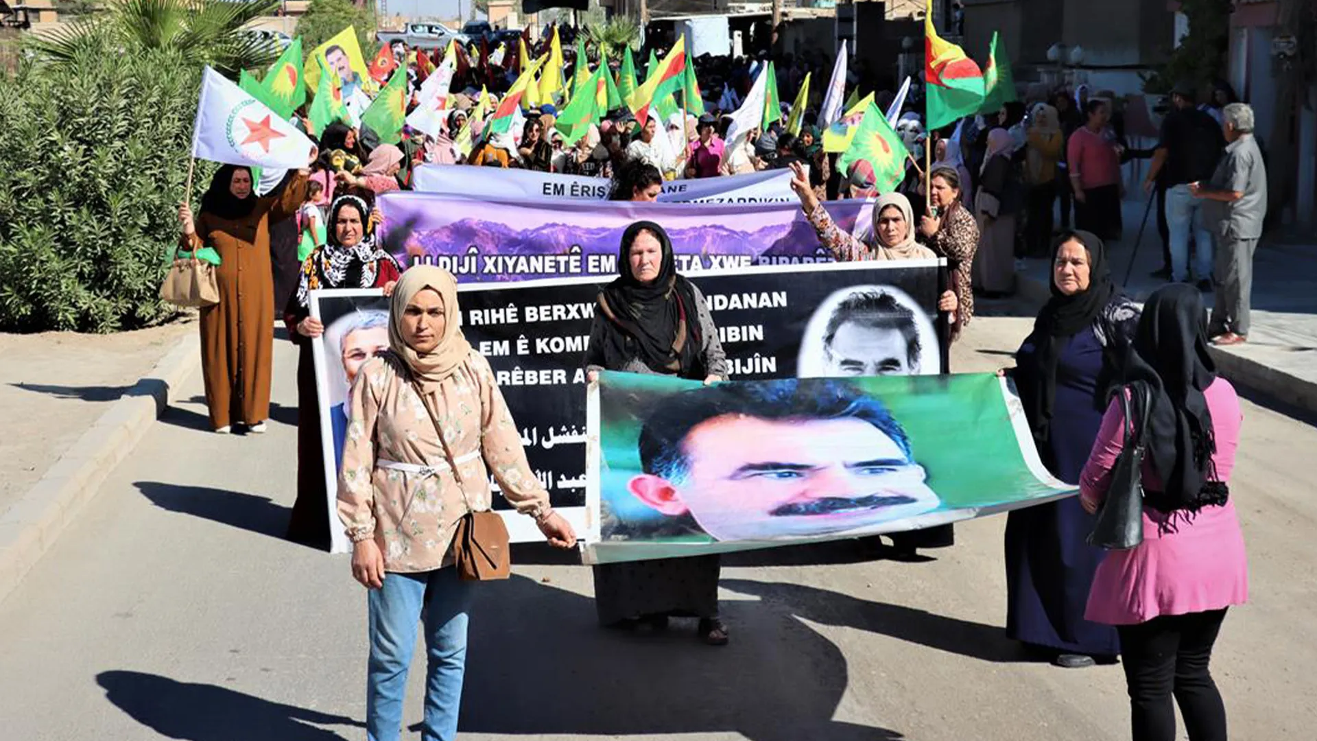 Li Hesekê tecrîda li ser rêber Abdullah Ocalan û xiyaneta PDK'ê hat şermezarkirin