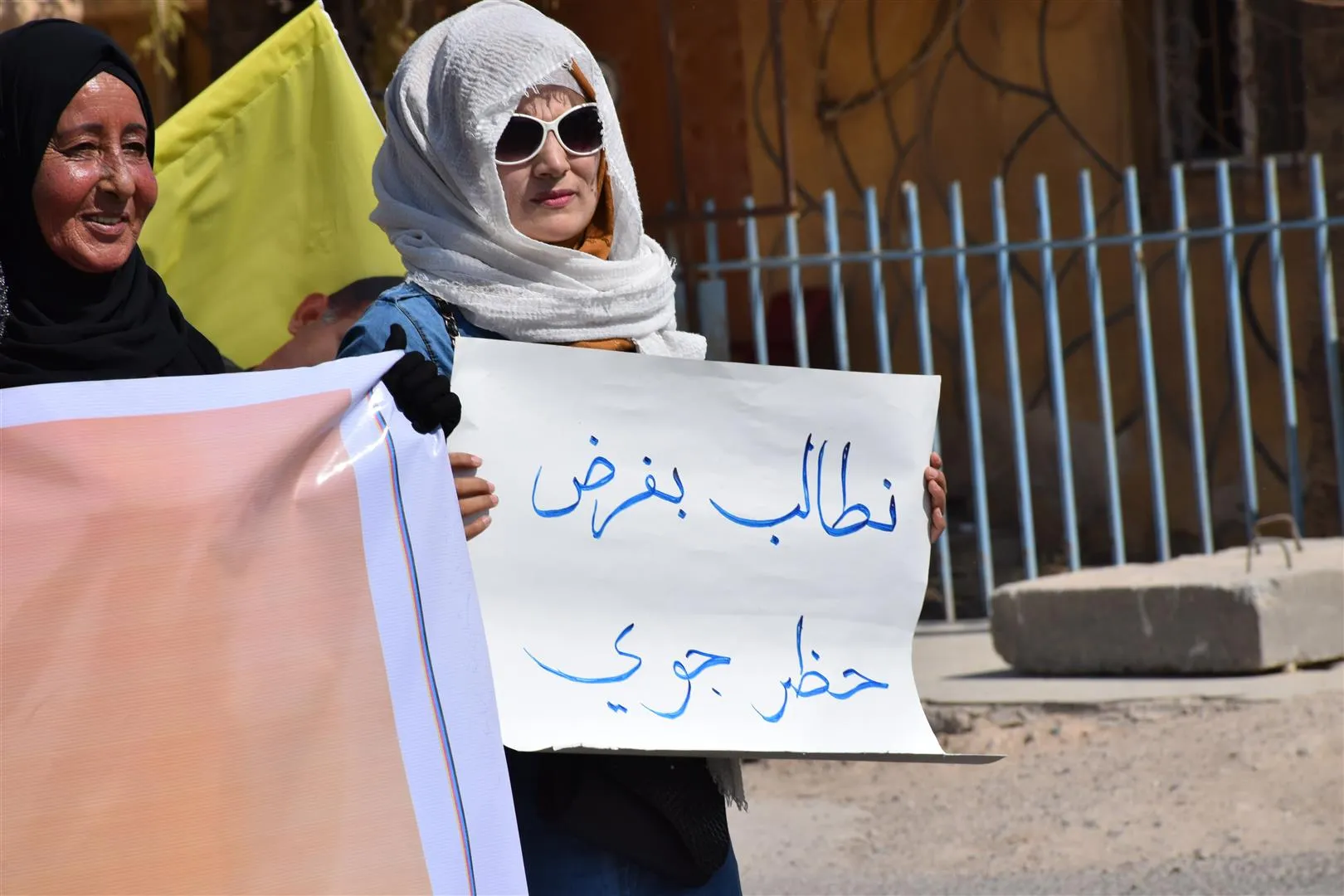 Bi hezaran şênî li kantona Hesekê li dijî dagirkeriyê û xiyaneta PDK`ê xwepêşandan li dar xist