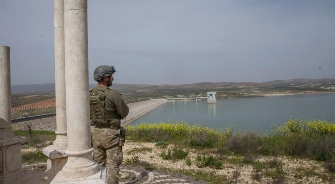 Dewleta Tirk li Efrîna dagirkirî li şûnwarên kevnar digere da ku bidize