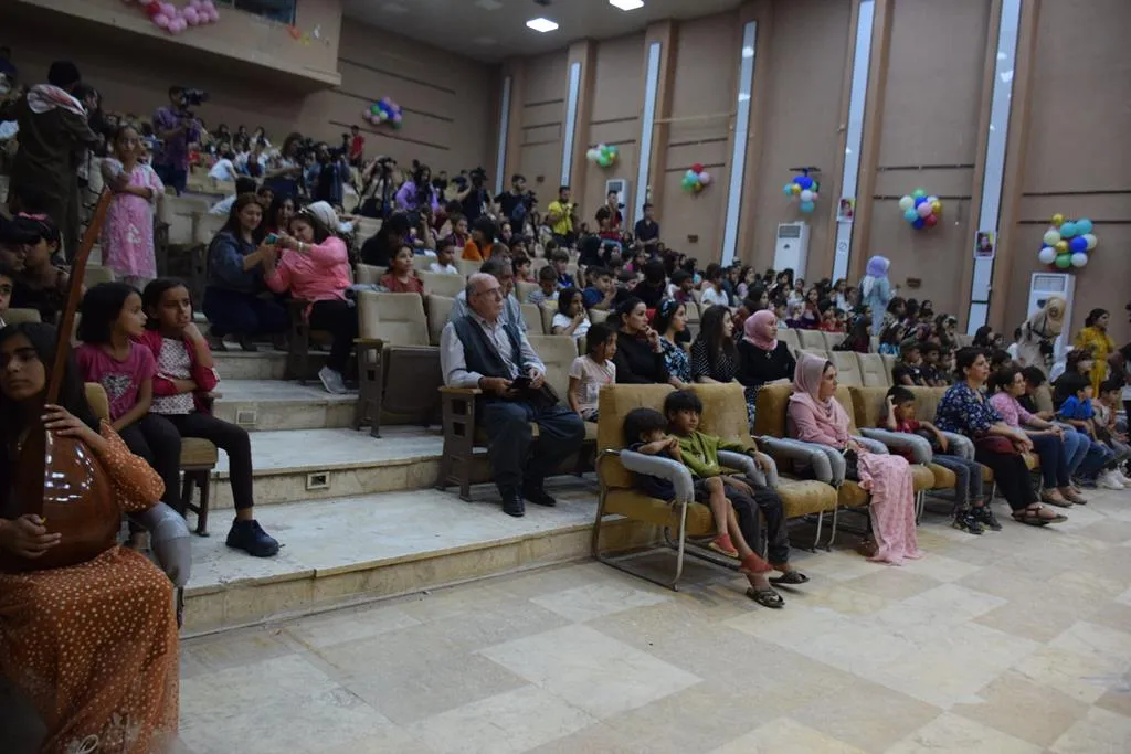 Festîvala 7`an a Zarokan dest pê kir